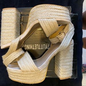 PRETTY LITTLE THING Platform Sandals Size 7 (US)